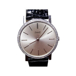 Mid-Size PIAGET ALTIPLANO 31mm 18k Gold Manual Watch Ref. 903 Custom Diamond Bezel